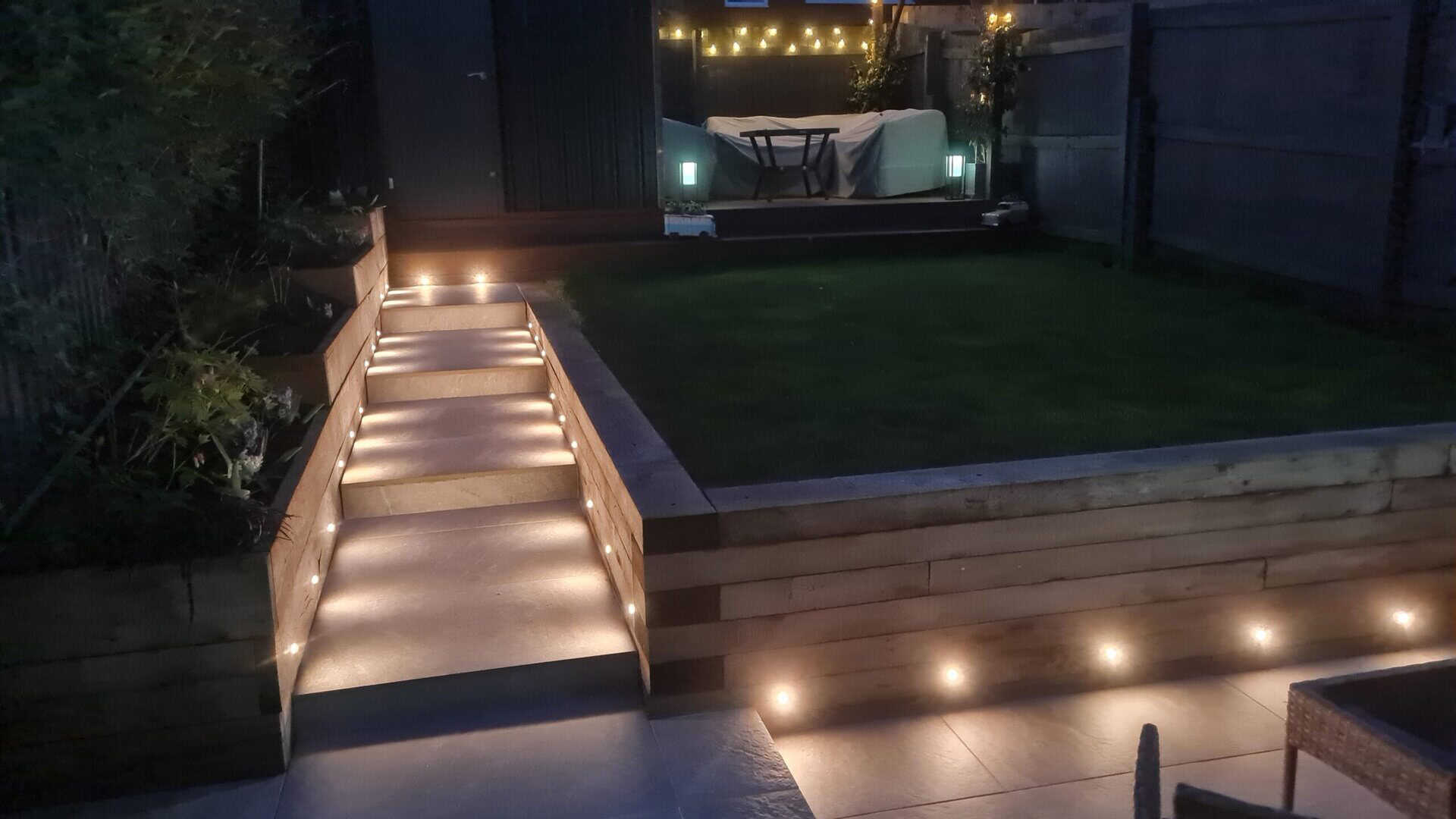 Sleeper steps with inset lighting