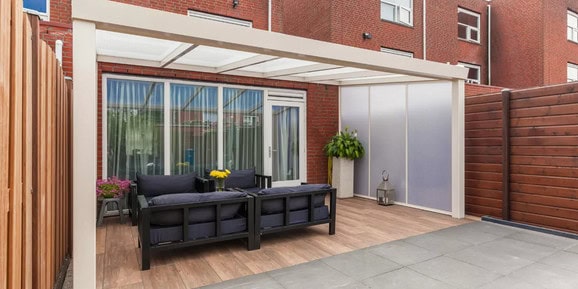 White lean-to veranda